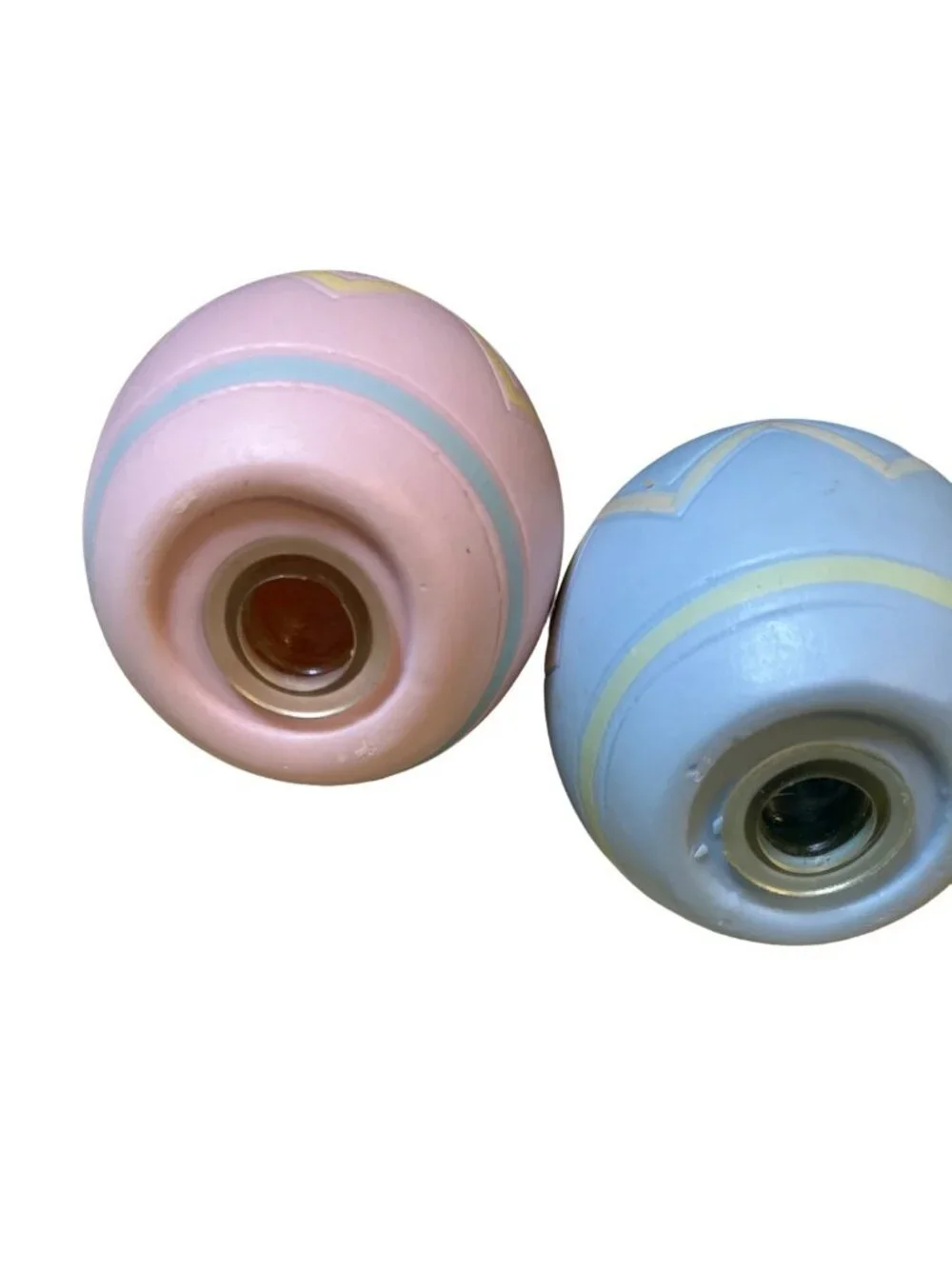 Easter Egg Salt and Pepper Shakers With Basket Holder - Picture 6 of 12